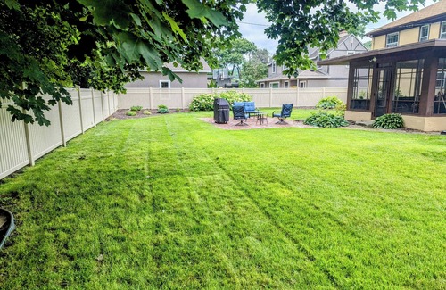La Crosse House | Charming 4-bedroom house located right next to UW-La Crosse and Hixon Forest