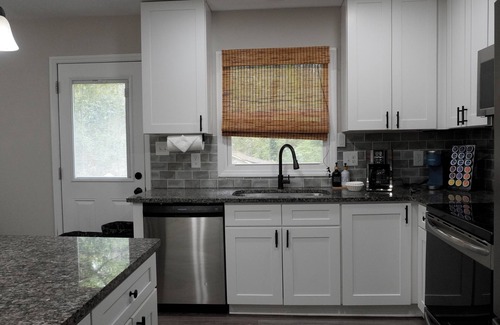 Mint Hill House | Charming 4-bedroom house with AC, WiFi in peaceful Mint Hill and 2 living rooms