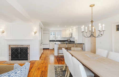Nantucket Town House | Charming 4-bedroom house with AC, WiFi steps from downtown in Nantucket
