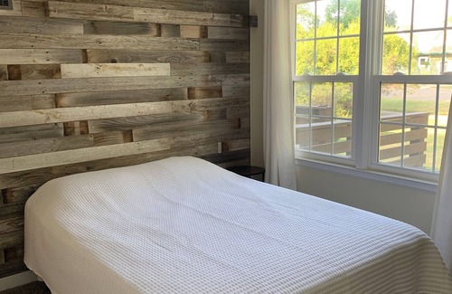 Spearfish House | Charming 4-bedroom house; Downtown,Creek walking/bikepaths are 2 blocks away.