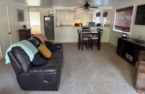 Enumclaw House | Charming 4-bedroom house in Enumclaw - Family and Pet friendly!