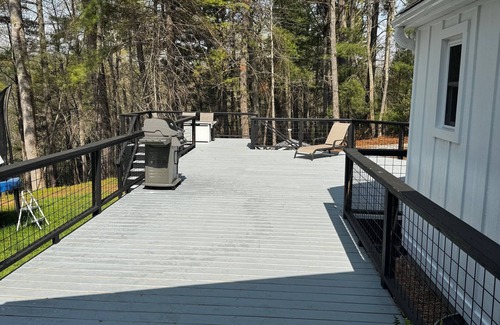 Fletcher House | Charming 4-bedroom house with privacy and mountain top view.