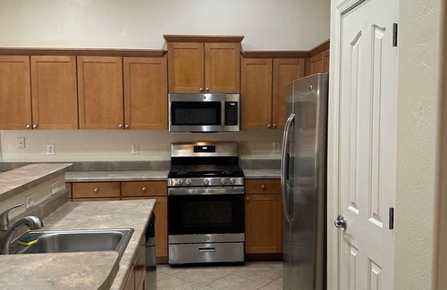 Maricopa House | Charming 4-bedroom house with WiFi and AC in Maricopa