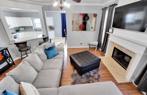 Marietta House | Charming 4-bedroom house Stylish Stay Minutes from The Battery + East Cobb Sport