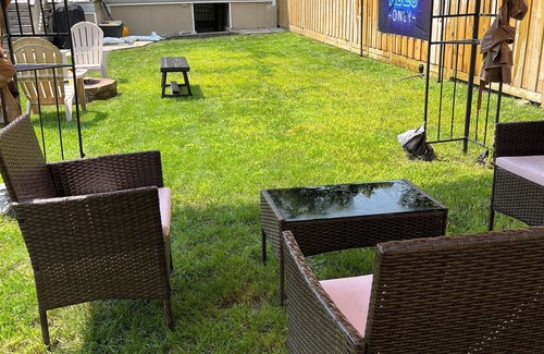 Washington Heights House | Charming 4-bedroom house with WiFi and AC in amazing Chicago