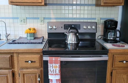 Rehrersburg House | Charming 4-bedroom house with AC and WiFi in serene Bethel