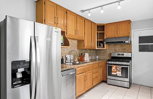 Euless House | Charming 4-bedroom house near airport/AT&T/six flags