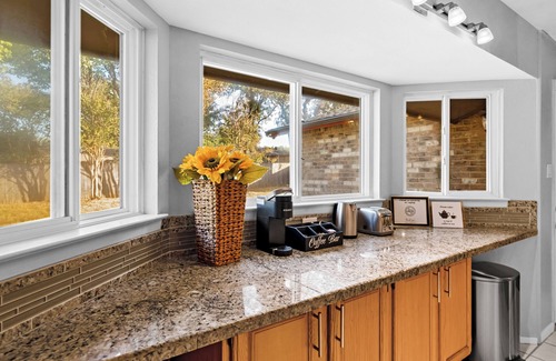 Euless House | Charming 4-bedroom house near airport/AT&T/six flags