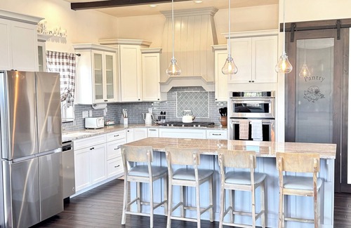 Silt House | Charming 4-bedroom house with WiFi, AC in delightful Rifle
