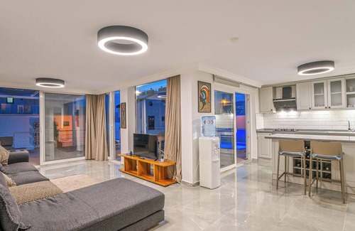 Antalya City Centre Villa | Charming 4-bedroom villa with AC, WiFi in phenomenal Antalya
