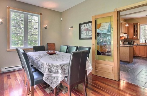 Gore Ski Chalet | Charming 4 bedrooms home with 2 fireplaces