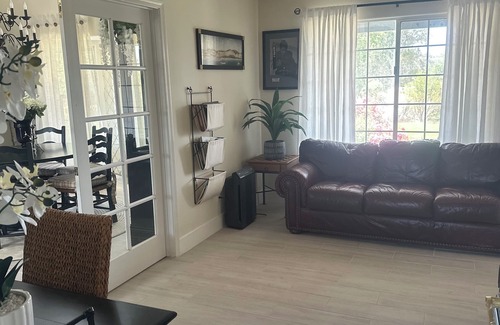 Solvang House | Charming 4-br Wine Country Retreat — Walk Downtown Solvang + BBQ & Fireplace