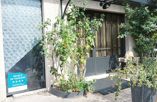 Espaly-Saint-Marcel House | Charming 4-star guest house: LES TONNELES DE MANAL