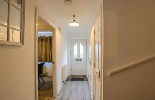 Chichester Apartment | Charming 4bed home in Chichester