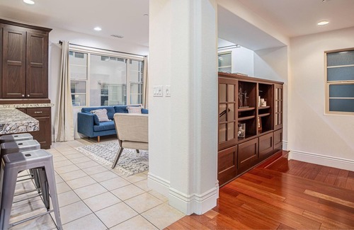 Milpitas House | Charming 4BR House in Milpitas w/Parking