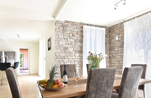 Vilanija Villa | Charming 4BR Villa for 8+1 with Pool and Sauna