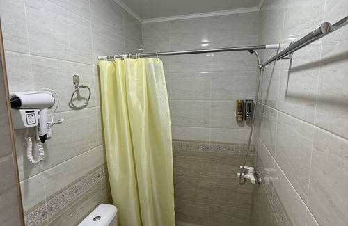 Khiva House | Charming 5-bedroom house with WiFi, AC in delightful Khiva