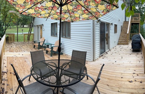 Jamestown House | Charming 5-bedroom/3-bath home with easy access to Lake Cumberland