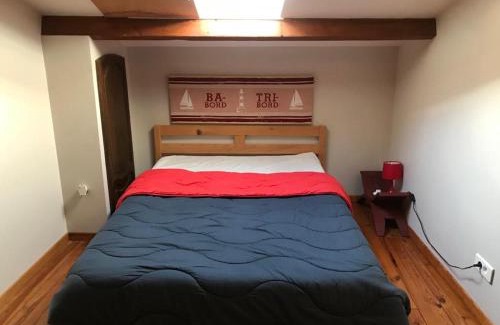 Croix Chapeau House | Charming 5-Bedroom House in Croix-Chapeau, La Rochelle, France