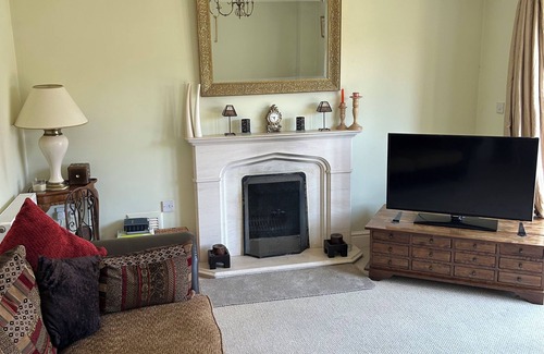 Upton House | Charming 5-Bedroom Guesthouse in a Peaceful Location Near Northampton Centre