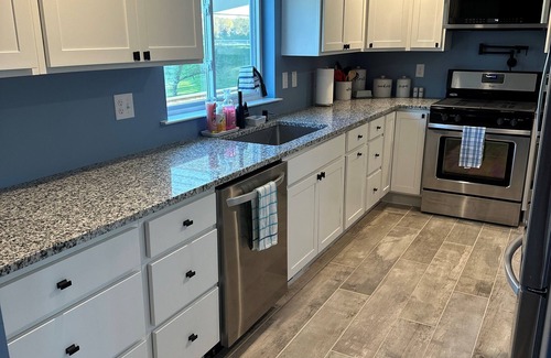 Carsonville House | Charming 5-bedroom cottage with AC and WiFi in Carsonville