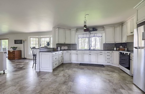 New Holland Other | Charming 5-bedroom Home in welcoming Lancaster County AC, WiFi