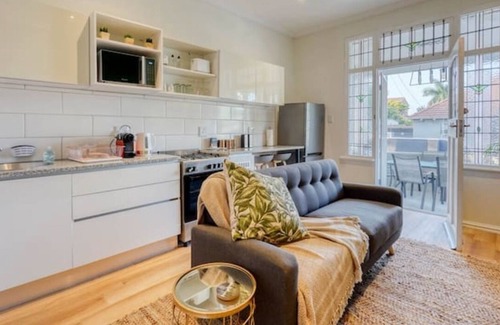 Windermere Condo | Charming 5 Sleeper Apartment with Pool