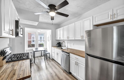 Cleveland Heights House | Charming 5BR Cleveland Heights Home, 7 Beds, 2.5 Baths, Family-Friendly