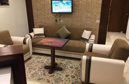 Giza Bed & Breakfast | Charming 6-bedroom bed & breakfast with WiFi, AC in lovely Giza Governorate