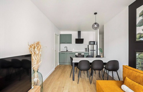 Margnolles - Rhone Apartment | Charming 6-Person Pied-à-Terre in Cuire