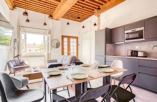Griffon - Royale Apartment | Charming 6-Person Apartment – Terreaux & Croix Rousse Area