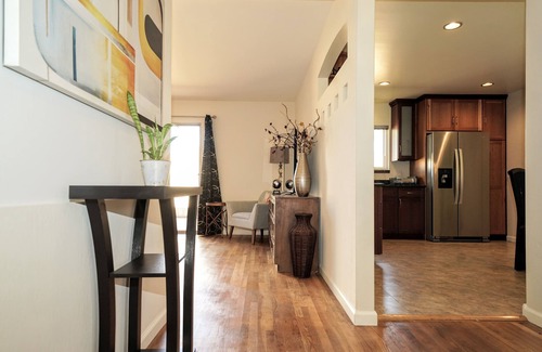 Cambrian House | Charming 6B/4B near Cambrian - Work or vacation ready!