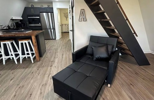 Union City House | Charming A Frame house with WiFi in Union City