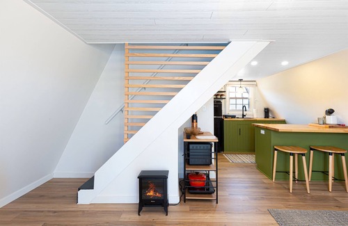 Elizabeth Cabin | 🏠 Charming A-Frame w/Mid-Century Vibe 1 Bed/1 Bath near Elizabeth, Illinois🌲