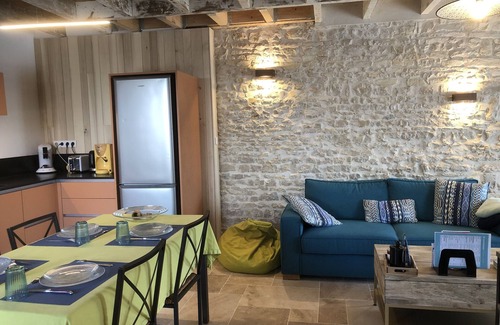 Nieul-sur-Mer House | Charming accommodation near La Rochelle and Île de Ré .500 m from the sea