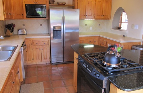 El Prado House | Charming Adobe Between Taos And Taos Ski Valley