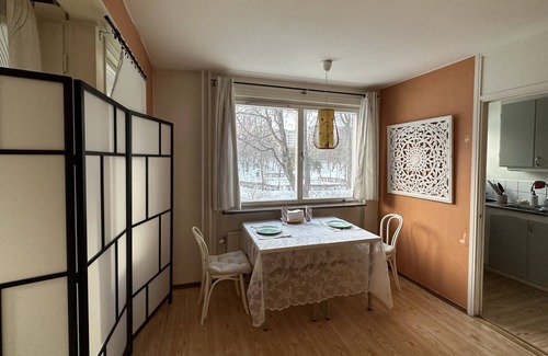 Skarholmen Apartment | charming affordable simple suite