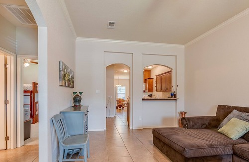 College Station House | Charming Aggieland getaway