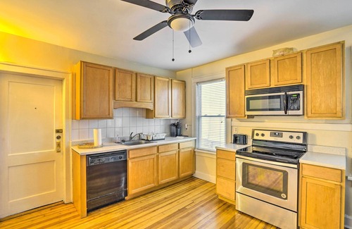 Melrose Cottage | Charming Albany Retreat ~ 3 Mi to Downtown!