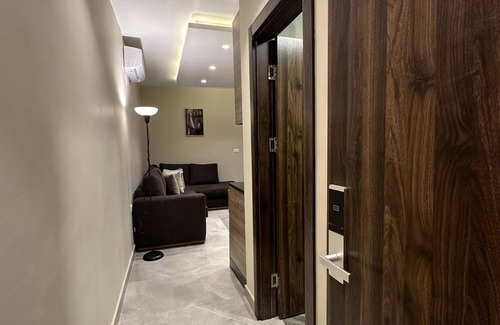 Al Swaifyeh Apartment | Charming Amman Apartment with Modern Ameni