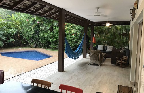 Baleia House | Charming and Comfortable House 800mts from the beach