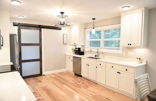 Rossville House | Charming and convenient 3/2 10 minutes from downtown Chattanooga