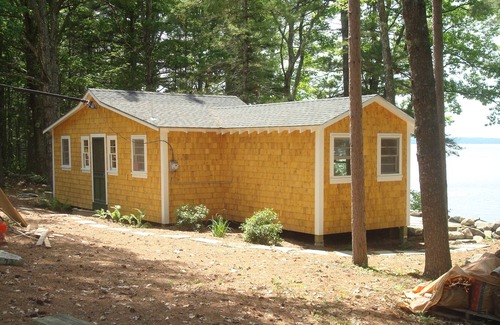 South Casco Cottage | Charming and cozy Maine cottage with picturesque views of Sebago Lake!