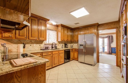 Klein House | Charming and Delightful 4 BR W/A Pool