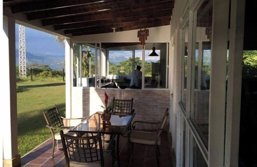 Tarso House | Charming and magical farm, southwest Antioquia, with swimming pool and tennis courts.