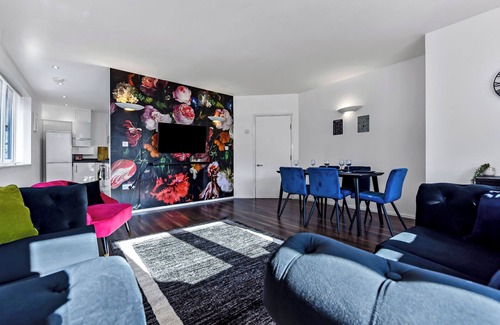 Seven Sisters Apartment | Charming and Modern 2 BR Flat