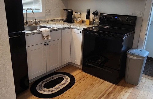 Casper House | Charming and newly remodeled 1-bedroom house centrally located in Casper.