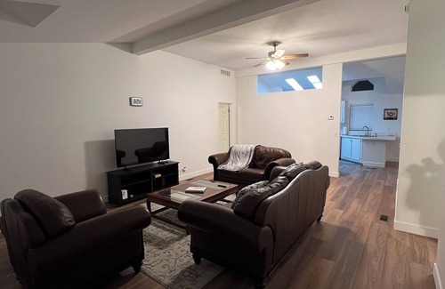 Castro Valley House | Charming and peaceful 3-bedroom house in delightful Castro Valley with VIEWS!