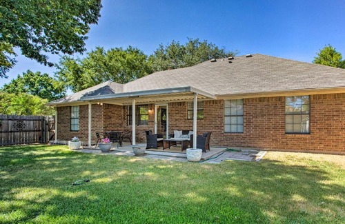 Denton House | Charming and Quiet Denton Home, Near UNT and TWU!