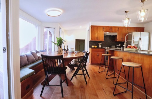 Waitsfield House | Charming and spacious 5BR located in the heart of Waitsfield. Close to amenities